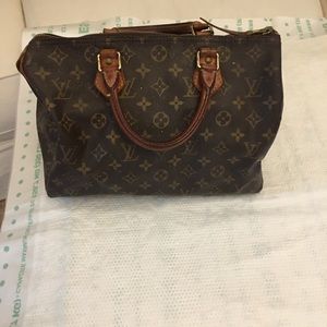 Louis Vuitton Speedy Bag
